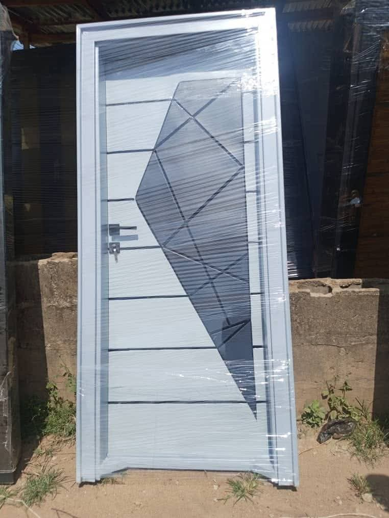 4 by 7 white double door design